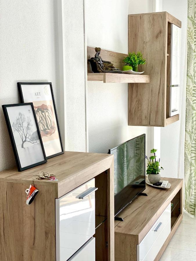Torrevista Three Bedroom Apartment, Two Swimming Pools And Garage Торевьиа Экстерьер фото